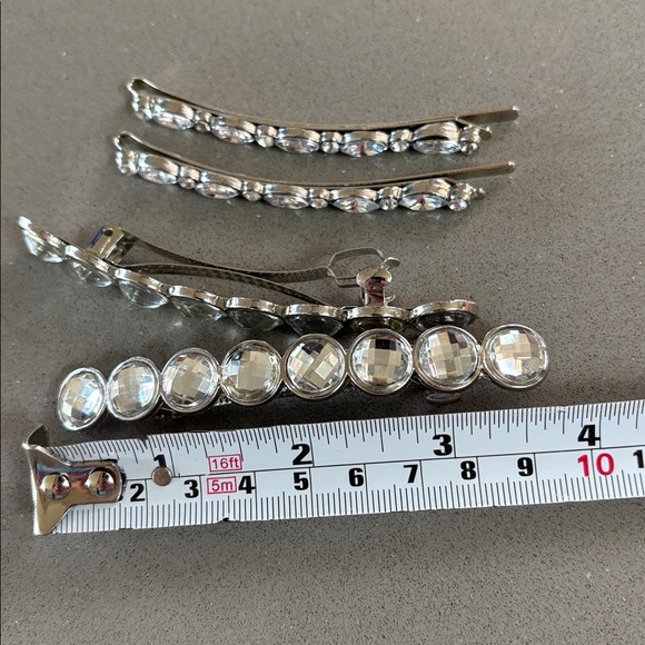 Silver colour Rhinestone Hair Clips - Picture 2 of 11